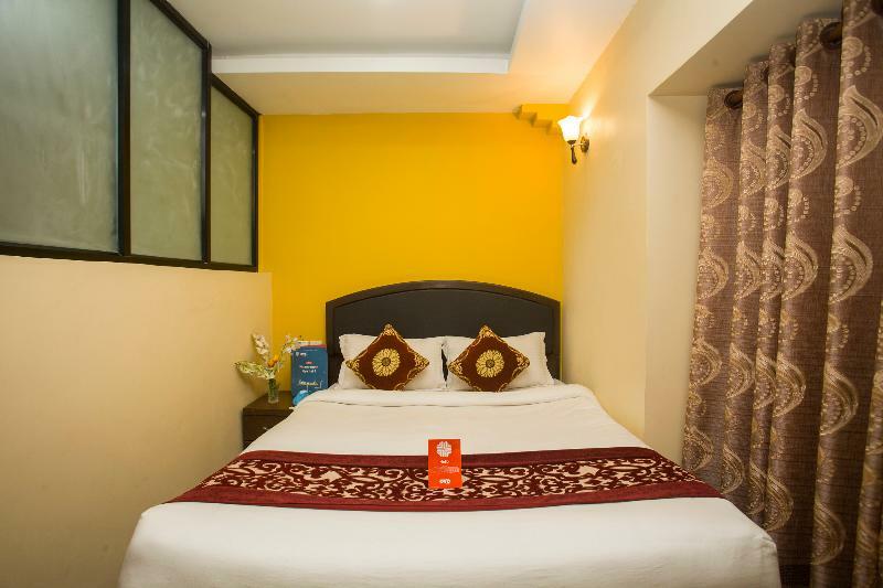 Oyo 150 Hotel Himalyan Height Катманду Экстерьер фото